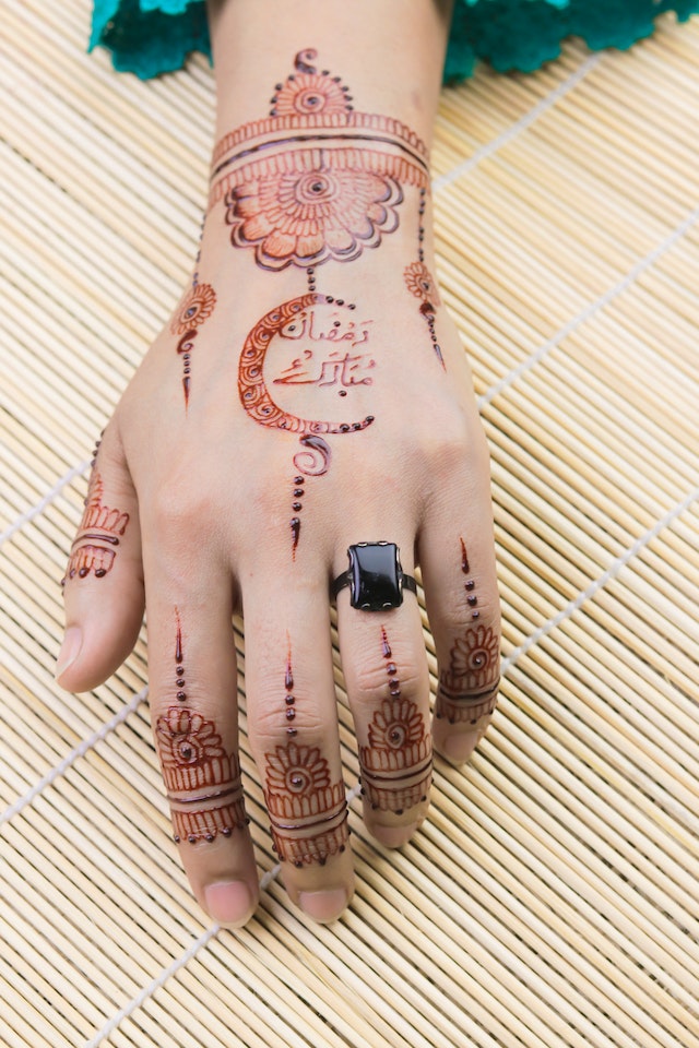 mehndi design simple and easy