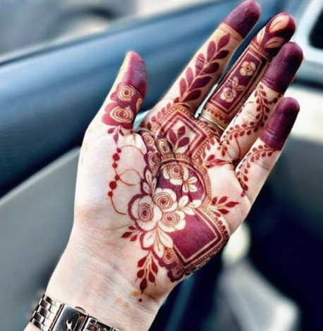 mehndi design front hand